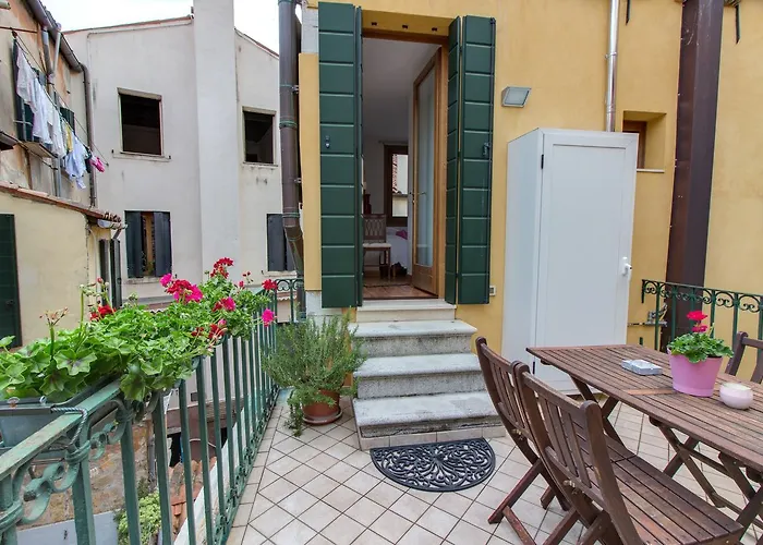 Residenza De L'Osmarin Suites